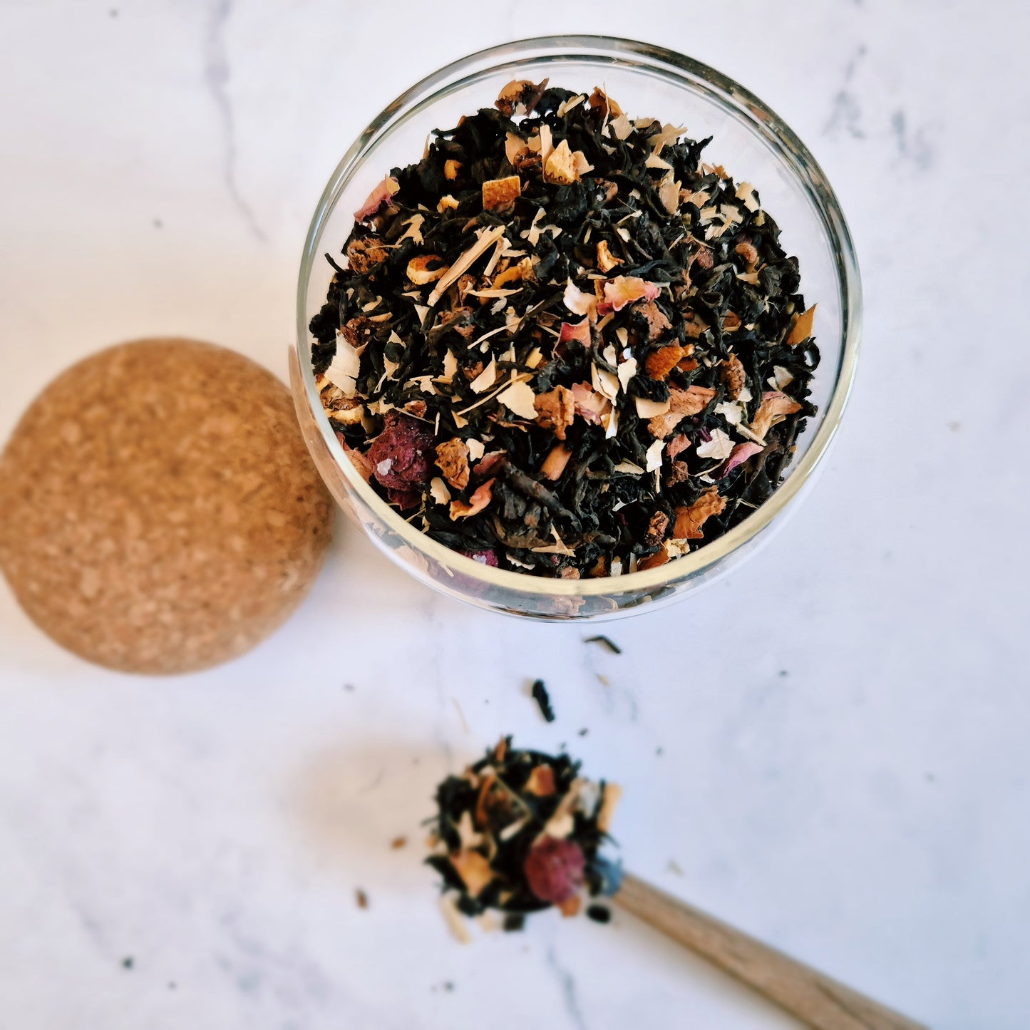 Zwarte thee Love on the Brain